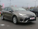 Toyota Avensis bei Reisemobile.expert - Abbildung (7 / 15)