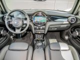 Mini Cooper bei Reisemobile.expert - Abbildung (8 / 15)