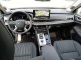 Mitsubishi Outlander bei Reisemobile.expert - Abbildung (8 / 15) Mitsubishi Outlander bei Reisemobile.expert - Abbildung (8 / 15)