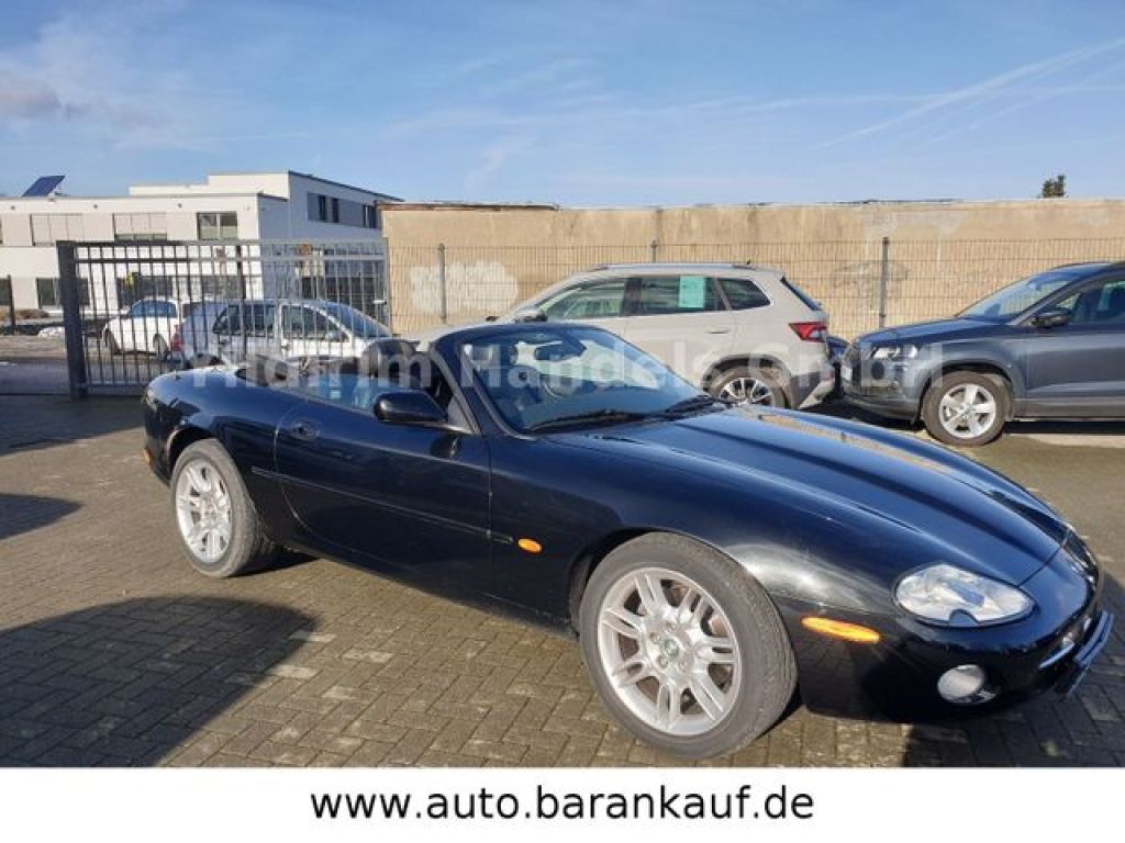 Jaguar XK bei Reisemobile.expert - Hauptabbildung Jaguar XK bei Reisemobile.expert - Hauptabbildung
