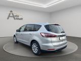Ford S-Max bei Reisemobile.expert - Abbildung (4 / 15) Ford S-Max bei Reisemobile.expert - Abbildung (4 / 15)