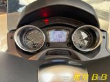Piaggio MP3 bei Reisemobile.expert - Abbildung (6 / 15) Piaggio MP3 bei Reisemobile.expert - Abbildung (6 / 15)
