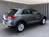 VW T-Roc bei Reisemobile.expert - Abbildung (14 / 15)