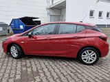 Opel Astra bei Reisemobile.expert - Abbildung (6 / 15)