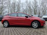Opel Astra bei Reisemobile.expert - Abbildung (3 / 15)