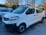 Opel Vivaro bei Reisemobile.expert - Abbildung (2 / 15)