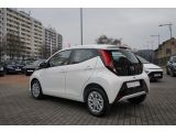 Toyota Aygo bei Reisemobile.expert - Abbildung (4 / 9)