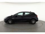 Opel Astra bei Reisemobile.expert - Abbildung (2 / 15)