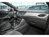 Opel Astra bei Reisemobile.expert - Abbildung (8 / 15)