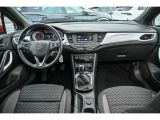 Opel Astra bei Reisemobile.expert - Abbildung (12 / 15)