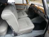 Mercedes-Benz 220 bei Reisemobile.expert - Abbildung (11 / 15)