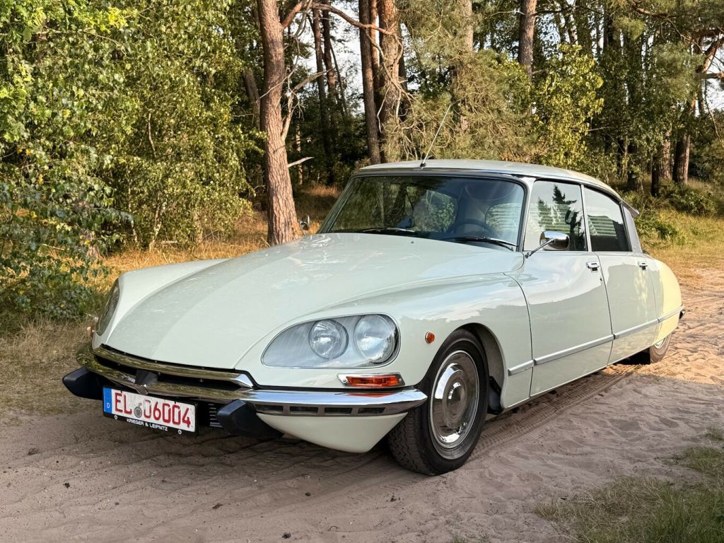 Citroen DS 23 bei Reisemobile.expert - Hauptabbildung Citroen DS 23 bei Reisemobile.expert - Hauptabbildung