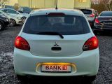 Mitsubishi Space Star bei Reisemobile.expert - Abbildung (6 / 13)