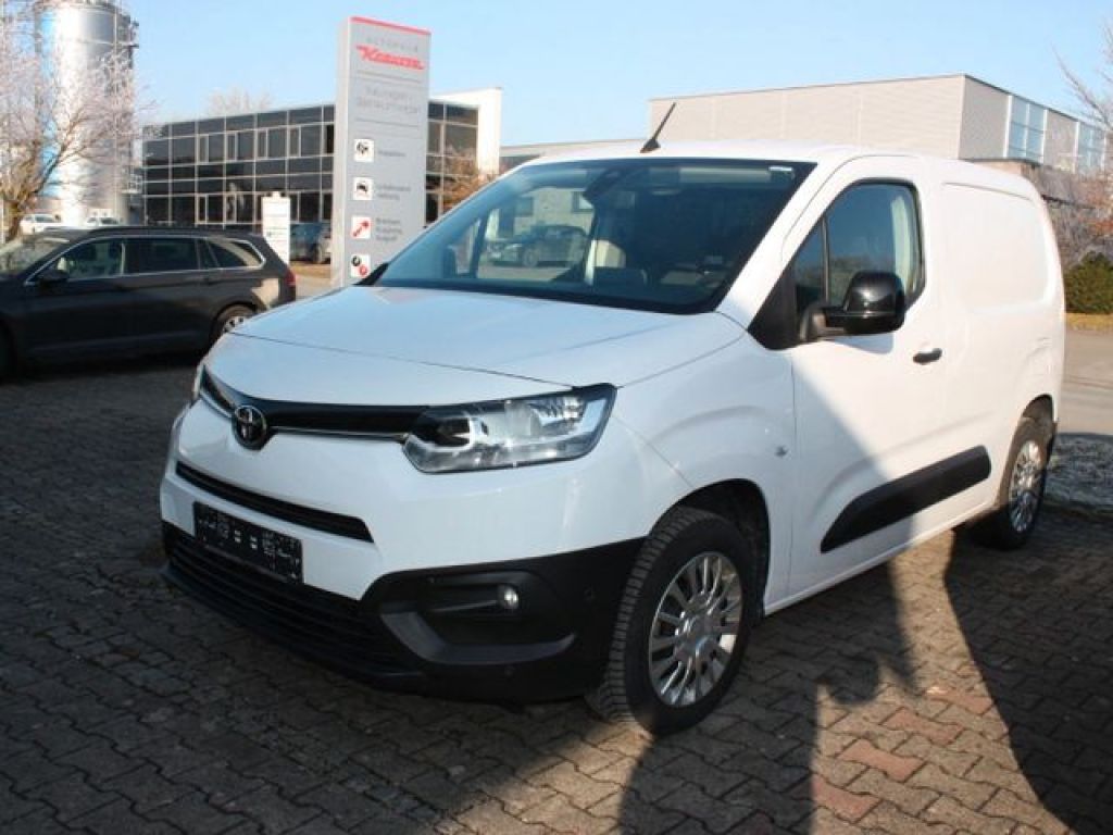 Toyota Proace bei Reisemobile.expert - Hauptabbildung Toyota Proace bei Reisemobile.expert - Hauptabbildung