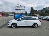 Opel Astra bei Reisemobile.expert - Abbildung (3 / 13)