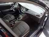 Opel Astra bei Reisemobile.expert - Abbildung (11 / 13)