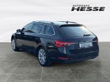 Skoda Superb bei Reisemobile.expert - Abbildung (3 / 15)