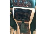 Aston Martin Vantage bei Reisemobile.expert - Abbildung (6 / 15)