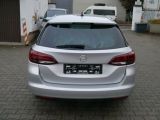 Opel Astra bei Reisemobile.expert - Abbildung (5 / 15)