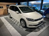 VW Touran bei Reisemobile.expert - Abbildung (3 / 15)