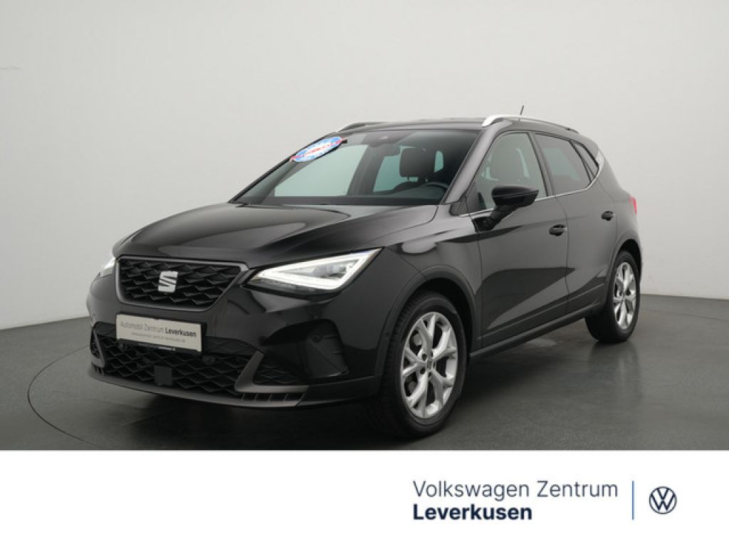 Seat Arona bei Reisemobile.expert - Hauptabbildung Seat Arona bei Reisemobile.expert - Hauptabbildung