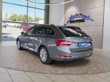 Skoda Superb bei Reisemobile.expert - Abbildung (3 / 15)