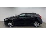 Volvo V40 Cross Country bei Reisemobile.expert - Abbildung (2 / 10)