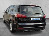 Ford S-Max bei Reisemobile.expert - Abbildung (2 / 15)