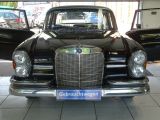 Mercedes-Benz 220 bei Reisemobile.expert - Abbildung (6 / 15)