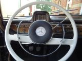 Mercedes-Benz 220 bei Reisemobile.expert - Abbildung (14 / 15)