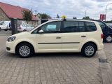 VW Touran bei Reisemobile.expert - Abbildung (6 / 9)