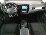 Mitsubishi Outlander bei Reisemobile.expert - Abbildung (10 / 13)