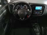 Mitsubishi Outlander bei Reisemobile.expert - Abbildung (11 / 13)