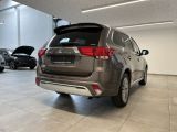 Mitsubishi Outlander bei Reisemobile.expert - Abbildung (4 / 12)