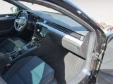 VW Passat bei Reisemobile.expert - Abbildung (15 / 15)