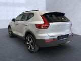 Volvo XC 40 Plus bei Reisemobile.expert - Abbildung (3 / 14)