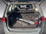 VW Touran bei Reisemobile.expert - Abbildung (14 / 15) VW Touran bei Reisemobile.expert - Abbildung (14 / 15)