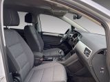 VW Touran bei Reisemobile.expert - Abbildung (8 / 15)