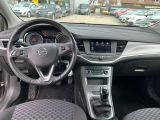 Opel Astra bei Reisemobile.expert - Abbildung (10 / 15)