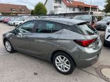 Opel Astra bei Reisemobile.expert - Abbildung (5 / 15)