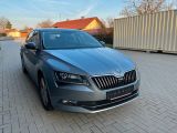 Skoda Superb bei Reisemobile.expert - Abbildung (3 / 11)