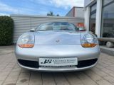 Porsche Boxster bei Reisemobile.expert - Abbildung (2 / 15)