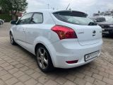Kia Ceed bei Reisemobile.expert - Abbildung (4 / 15)