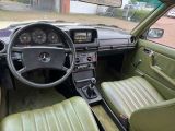 Mercedes-Benz 200 bei Reisemobile.expert - Abbildung (10 / 15)