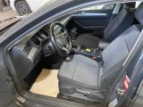 VW Passat bei Reisemobile.expert - Abbildung (3 / 15)