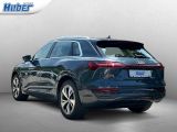 Audi Q8 bei Reisemobile.expert - Abbildung (4 / 10)