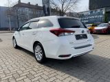 Toyota Auris bei Reisemobile.expert - Abbildung (3 / 15)