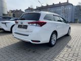 Toyota Auris bei Reisemobile.expert - Abbildung (4 / 15)