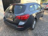 Opel Astra bei Reisemobile.expert - Abbildung (10 / 15) Opel Astra bei Reisemobile.expert - Abbildung (10 / 15)