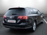 VW Passat bei Reisemobile.expert - Abbildung (2 / 15)